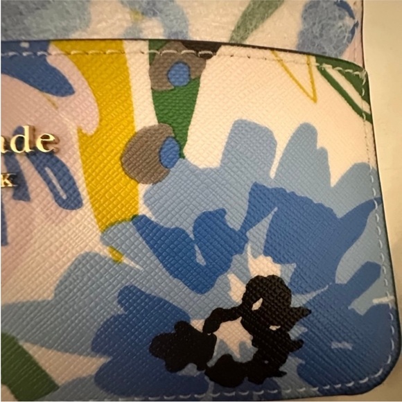 NWT Kate Spade Slim Wallet $149 - Picture 7 of 8